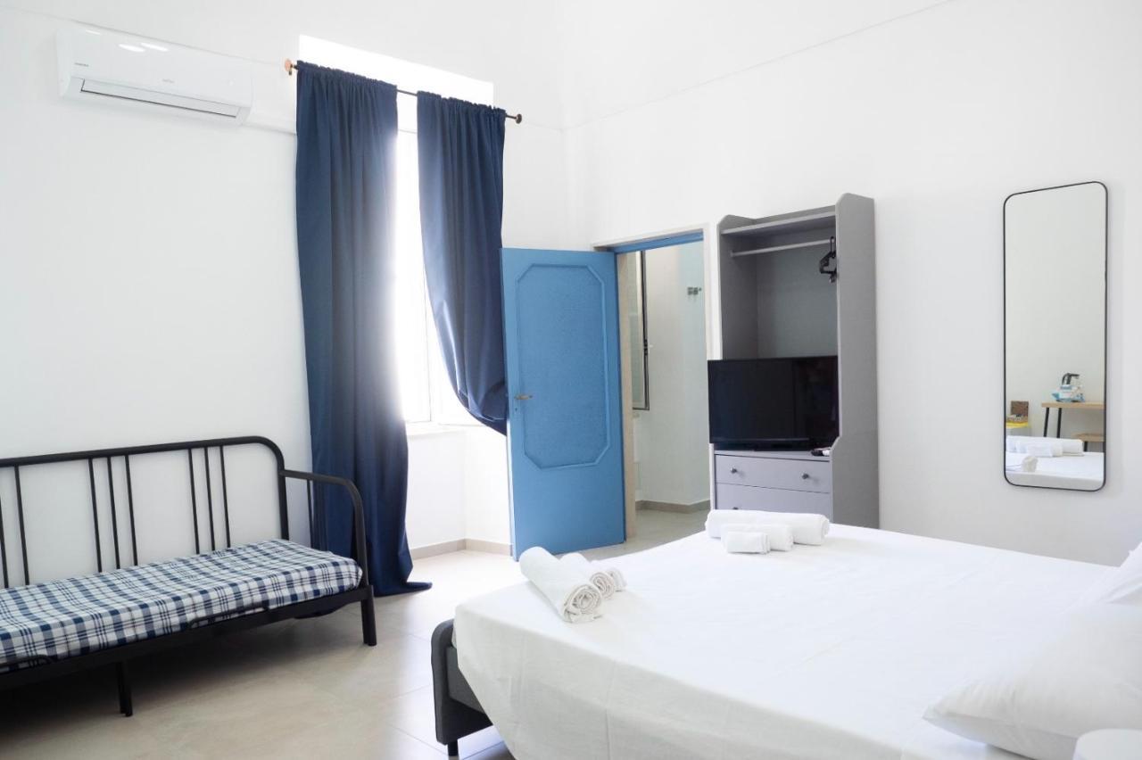Seaport #Rooms Trani Buitenkant foto