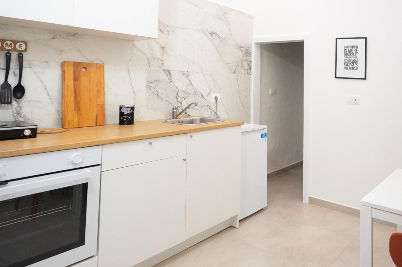 Seaport #Rooms Trani Buitenkant foto